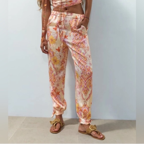 🌸 ZARA PINK MULTI PRINTED SATIN HIGH WAIST ANKLE TIE BAGGY ‘THE SASHA’ PANTS! - Picture 12 of 16
